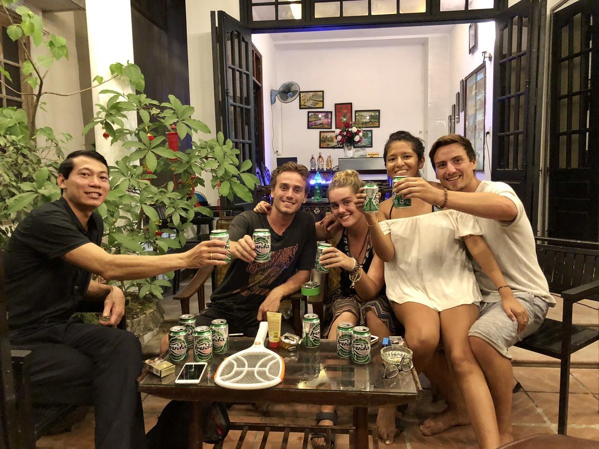 Friendly House Hostel Hue Exterior photo
