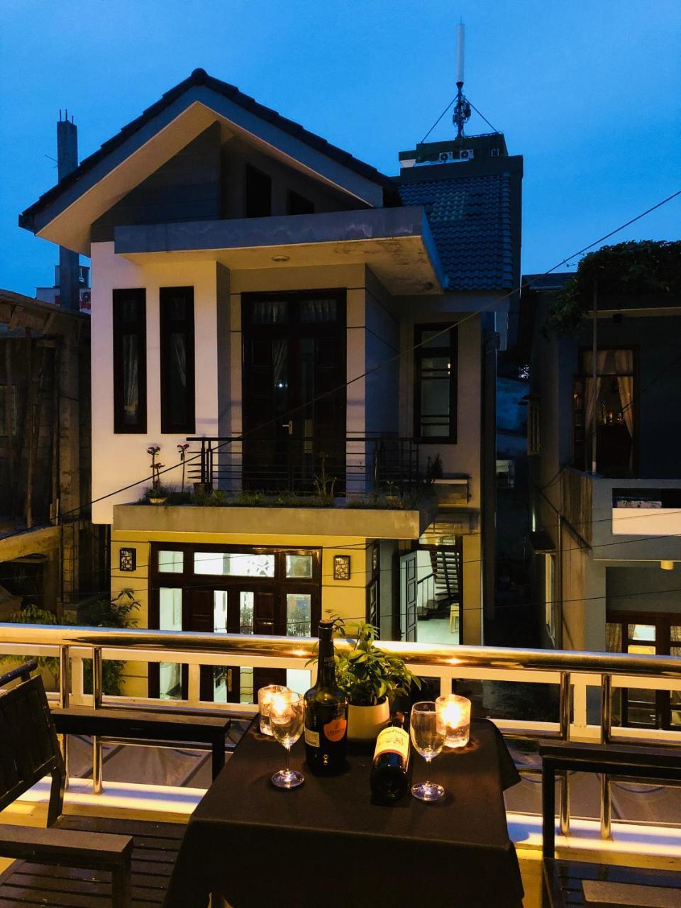 Friendly House Hostel Hue Exterior photo