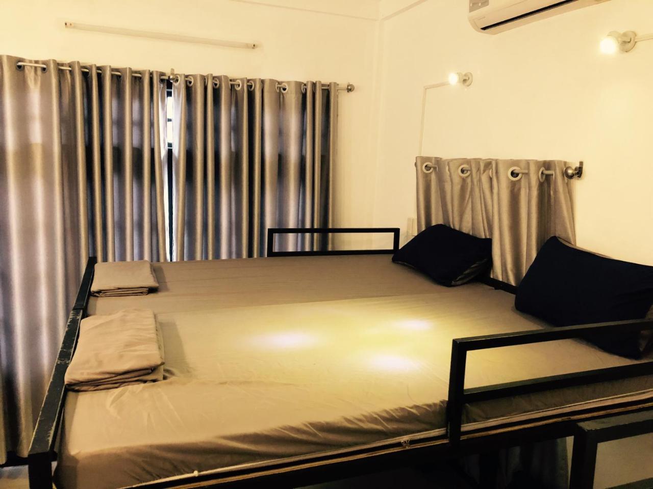 Friendly House Hostel Hue Exterior photo